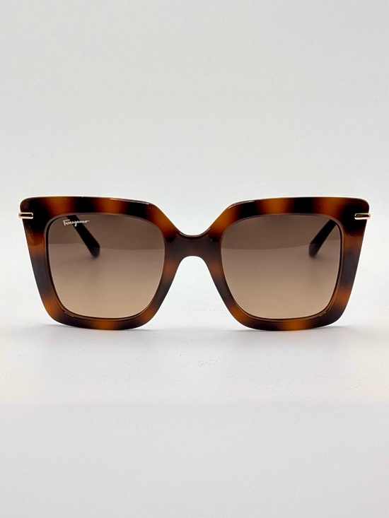 NWT Salvatore Ferragamo Square Frame Oversize Tortoiseshell Sunglasses Authentic main image 7